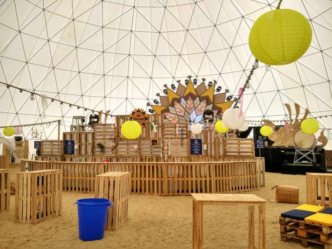 Einzigartiges 30M großes Zelt der geodätischen Kuppel im Freien mit starker Struktur