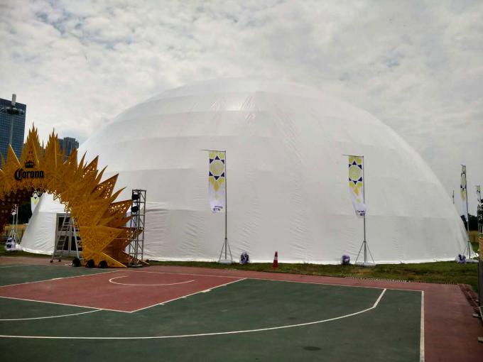 Einzigartiges 30M großes Zelt der geodätischen Kuppel im Freien mit starker Struktur
