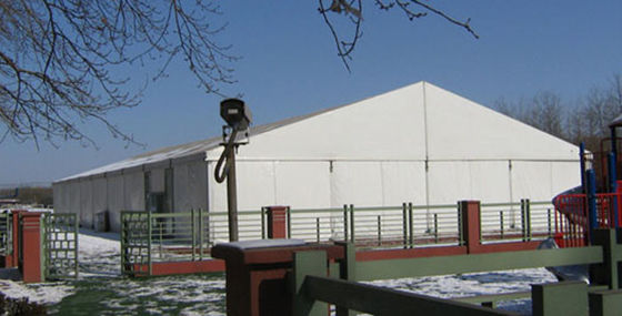China Heiße Breiten-weißes Lager-Zelt des Verkaufs-20m im Freien mit wasserdichtem PVC-Gewebe fournisseur