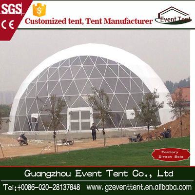 China Zelt-Stahlrahmen-Zelt-Durchmesser 4-60m der weißer Riss-beständiger aufblasbarer geodätischen Kuppel fournisseur
